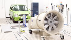 Air-conditioned station with a chassis dynamometer for exhaust emissions tests according to EURO standards